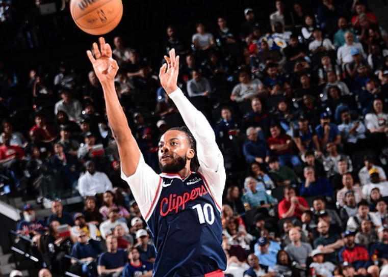  NBA战术博弈：哈登与加兰双赢背后的深度价值解析 体育新闻 NBA战术博弈：哈登与加兰双赢背后的深度价值解析 体育新闻