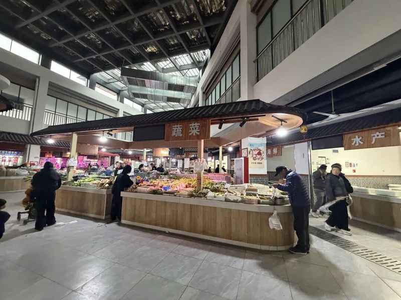  农贸市场商铺租赁权拍卖：五年期经营权获取的完整技术指南 企业服务