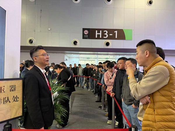  一块古玉引发的跨城奔赴：当我们终于愿意为热爱出发 文化旅游 一块古玉引发的跨城奔赴：当我们终于愿意为热爱出发 文化旅游