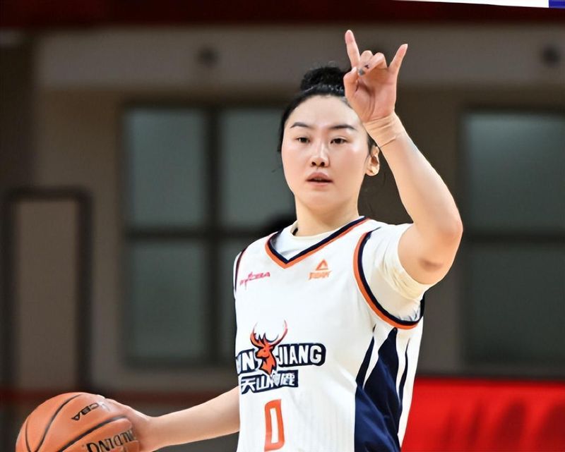  双膝ACL断裂后的逆袭公式：武桐桐51.6%命中率的底层技术拆解 体育新闻 双膝ACL断裂后的逆袭公式：武桐桐51.6%命中率的底层技术拆解 体育新闻