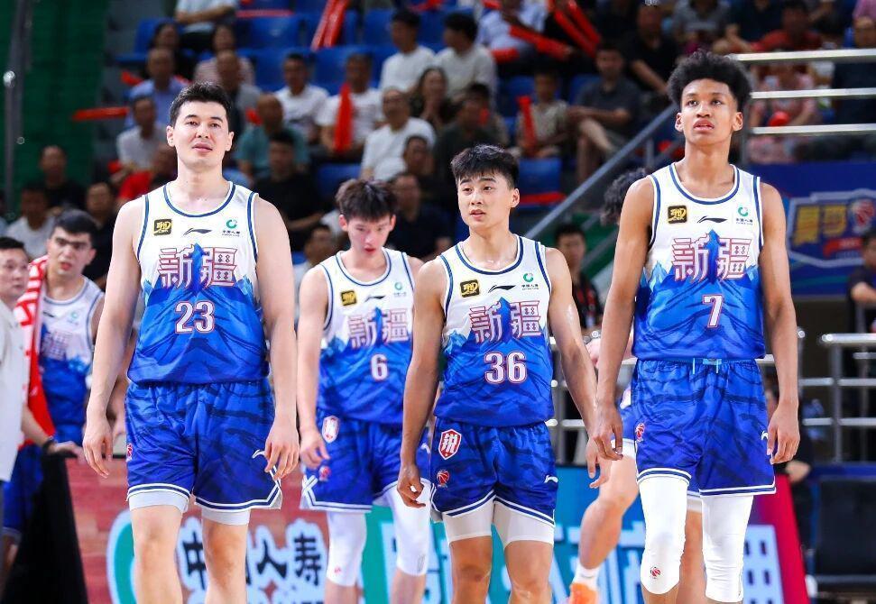  CBA常规赛37轮复盘：四强格局稳固与季后赛卡位的深层逻辑 体育新闻 CBA常规赛37轮复盘：四强格局稳固与季后赛卡位的深层逻辑 体育新闻